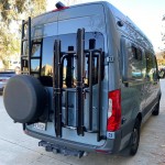 Porte-vélos vertical pour porte arrière - Sprinter 2019+